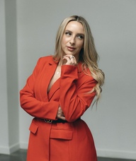 Book an Appointment with Lindsey Mckay for Injectables