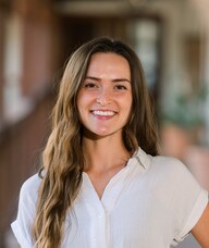 Book an Appointment with Dr. Hannah Waldron for Chiropractic