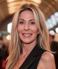 Book an Appointment with Suzanne Morris for Consultation