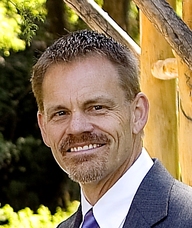 Book an Appointment with Stephen Paxton for Chiropractic