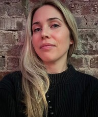Book an Appointment with Miss Lauren Van Hemelrijck for Aesthetics