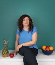 Book an Appointment with Elina Ackley for Nutritional Therapy