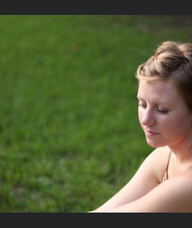 Book an Appointment with Zoe Manning for Massage Therapy